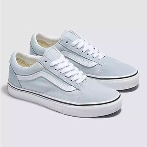 Vans Old Skool Shoes in Baby Blue